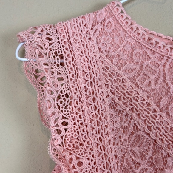 Cable & Gauge Pink/Light Coral Dainty Double Layer Sleeveless Lace Overlay Top - Picture 4 of 9